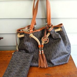 Michael Kors Shoulder Bag